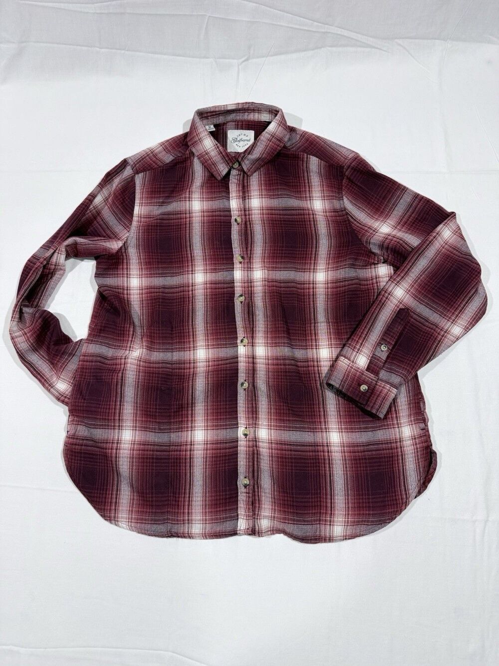 Jachs Girlfriend Medium Red Plaid Flannel Tunic Rayon/Poly Blend